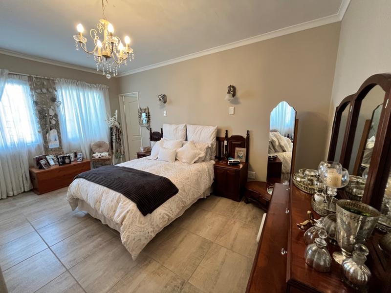 4 Bedroom Property for Sale in Dwarskersbos Western Cape